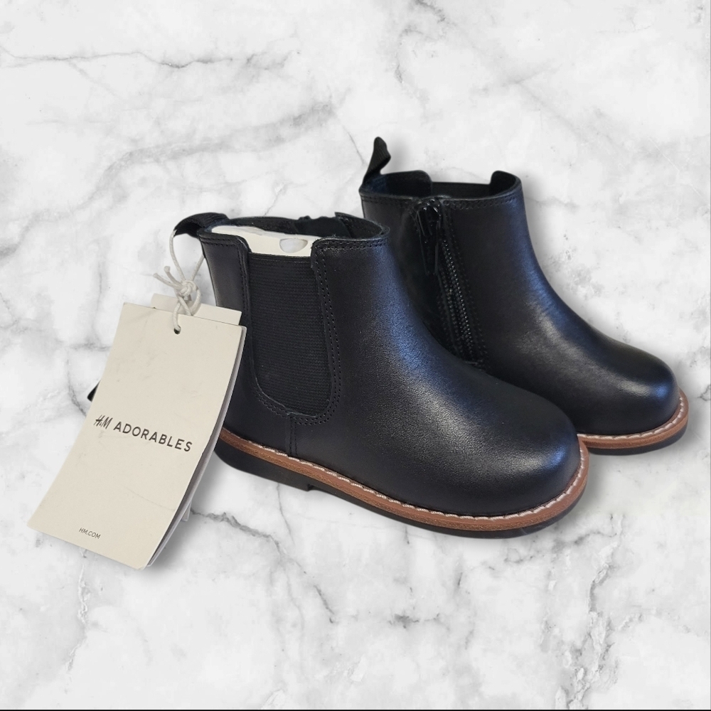 New H&M Baby Genuine Leather Chelsea Boots Black Size 5.5 - Picture 1 of 9